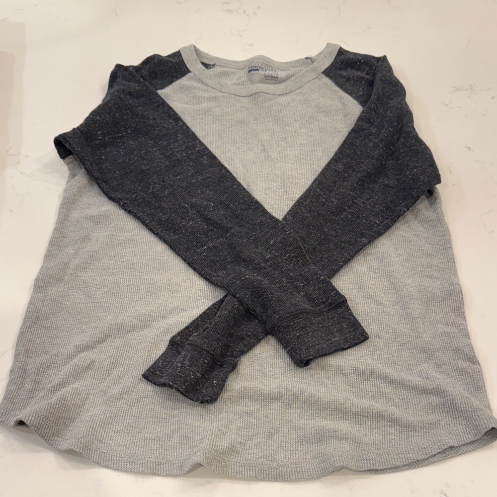 Basic Editions Gray and Black Long Sleeve Tee